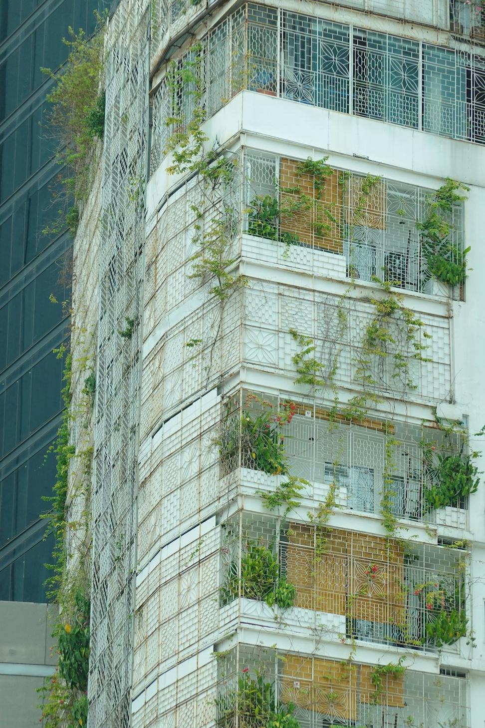 Green office building